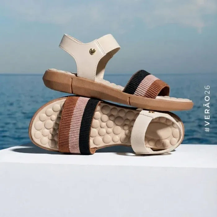 Par de sandálias ortopédicas femininas Aurora com palmilha anatômica